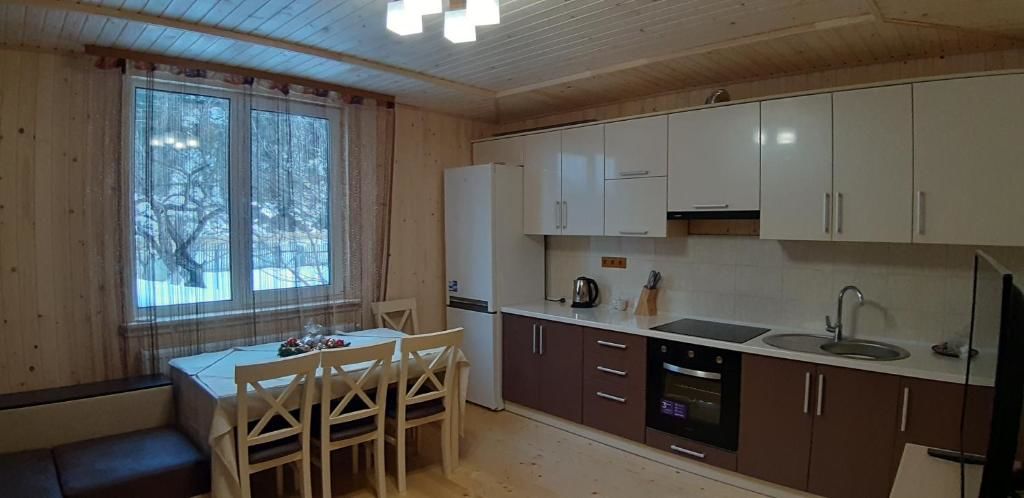 Загородные дома Котедж під горою Татаров-35